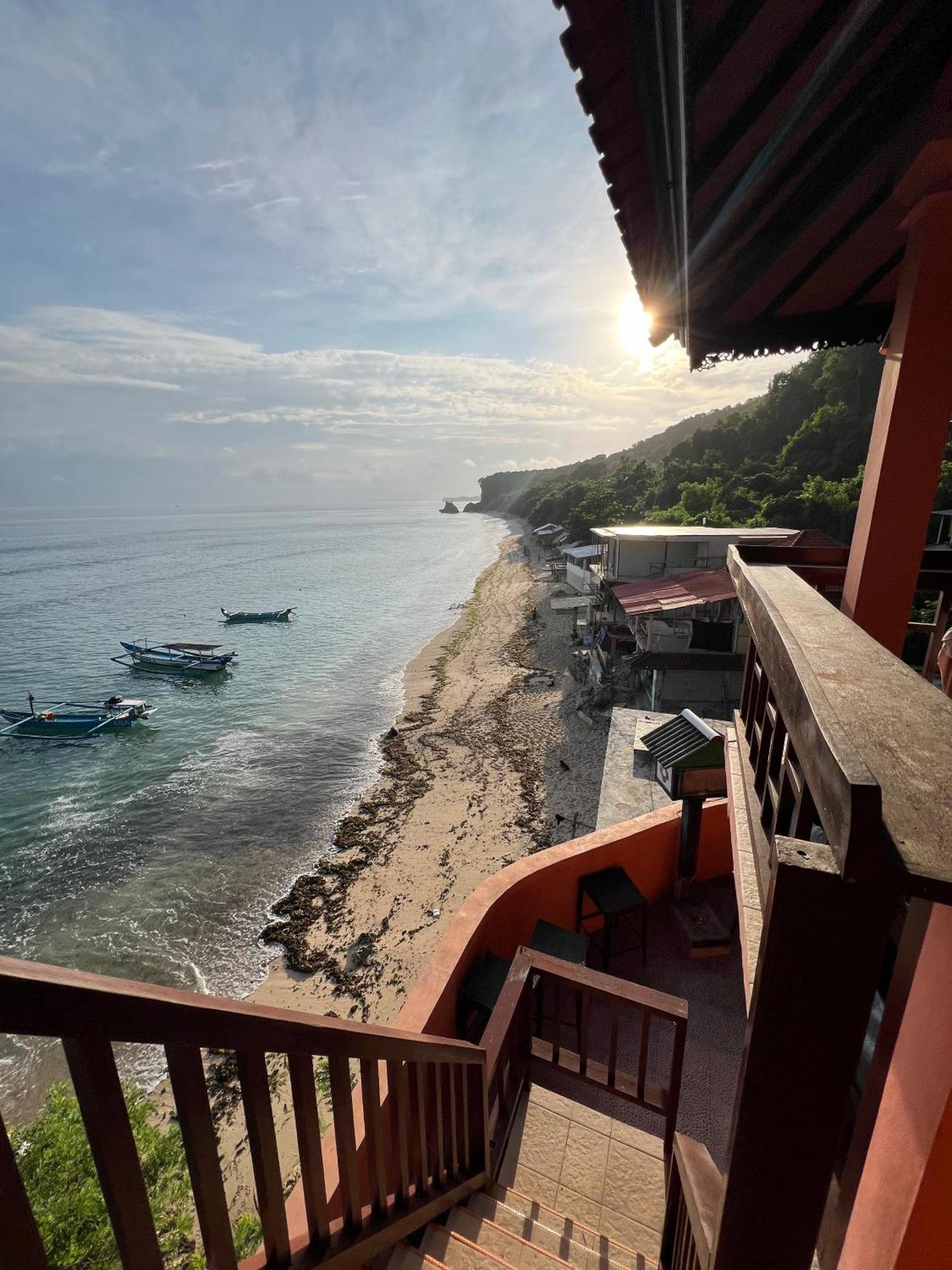 Ari Homestay Uluwatu Exterior photo